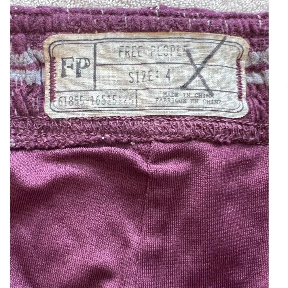 Free People NWT Plum Prune Textured Striped Stretch High Rise Shorts Size 4 - Picture 4 of 9